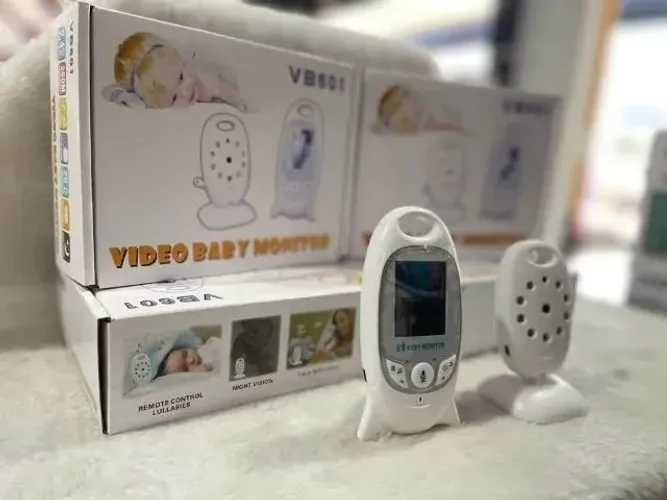 Babá Eletrônica VB601 - Tela 3.2", Ativação por Voz (VOX), Câmera e Visão Noturna