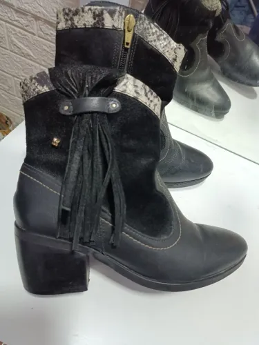 Bota em couro Cravo e Canela