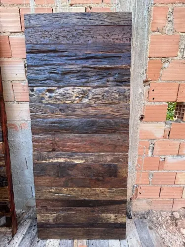 Porta pivoltante rústicas feita com madeira de dormente, porta de entrada 