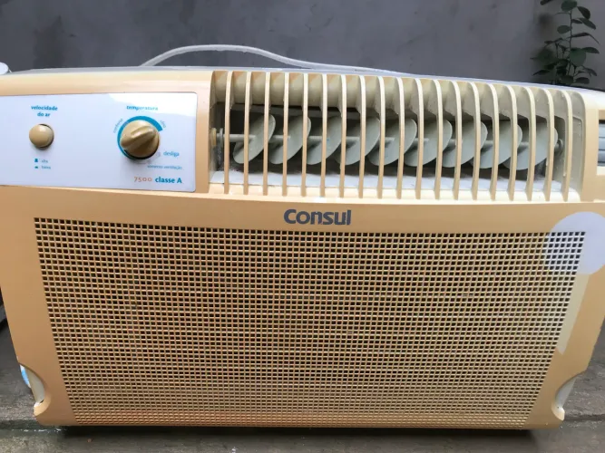 Ar-condicionado Consul 7500 BTUS