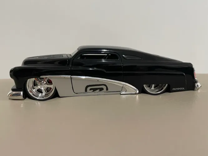 Ford Mercury 1951 custom 1/18