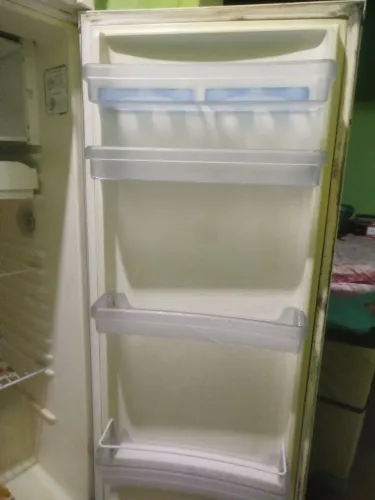 GELADEIRA CONTINENTAL