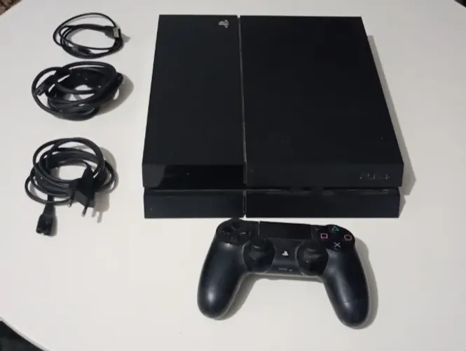 PlayStation 4 FAT 1TB - CUH-1116B + Controle + Cabos
