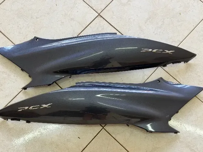 Carenagem Lateral PCX HONDA