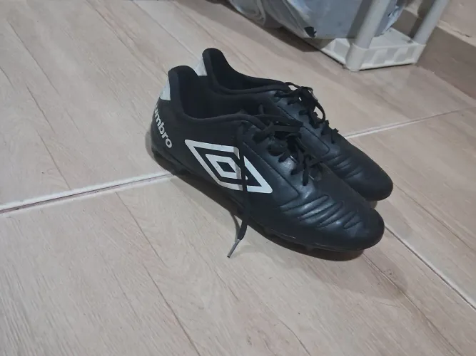 Vendo Chuteira
