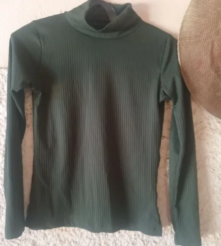 Lote de para bazar com 200 peças em ótimo pra montar seu bazar