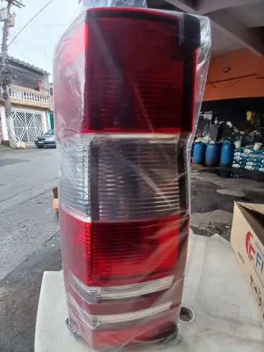 Lanterna traseira sprinter 2015/2016 nova