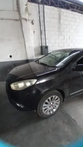 Fiat Grand Siena Essence 1.6 Flex 16V 2014