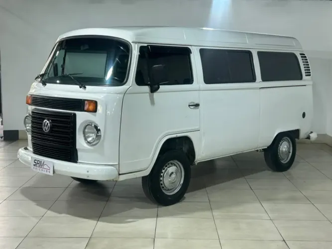 Volkswagen Kombi Standard 1.4 MI Total Flex 8V 2010