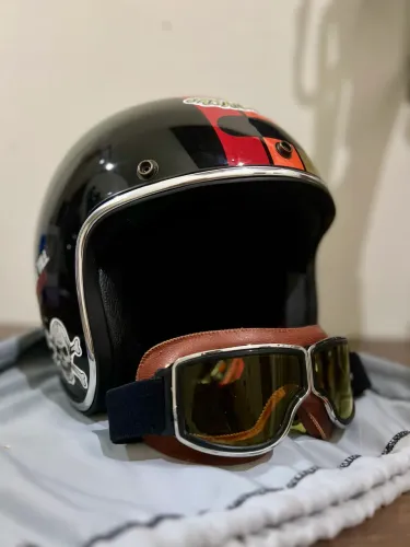 Capacete Custom Urban Helmets