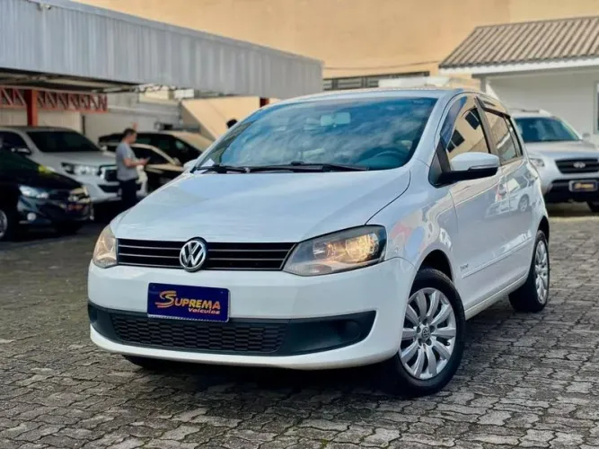 Volkswagen Fox 1.6 MI Total Flex 8V 5P 2014