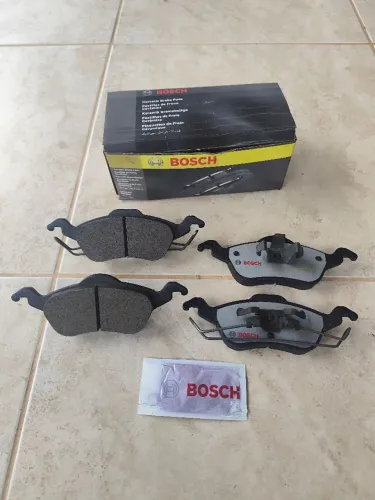 Pastilha de freio dianteira Ford Focus Bosch Cerâmica