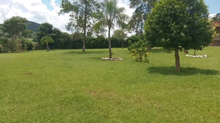 sitio em monte santo de minas 20 alqueires 2.800.000.00