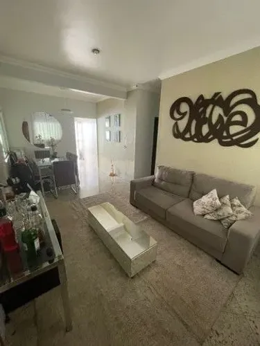 Linda casa no cohatrav 4