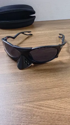Óculos do Batman Lupa Oakley Plantaris
