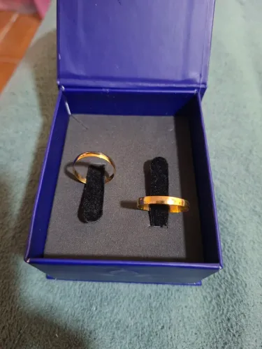 Vendo alianças de ouro