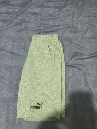 Bermuda puma, nunca usada, perfeito estado.
