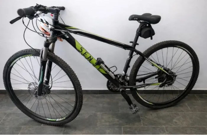 Bicicleta aro 29 com 27 marchas 