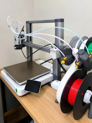 Impressora 3D Bambu Lab A1 Combo (Com AMS Lite) - Perfeito Estado