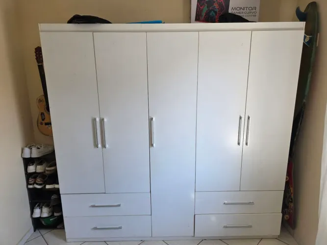 Guarda roupa 3 portas branco