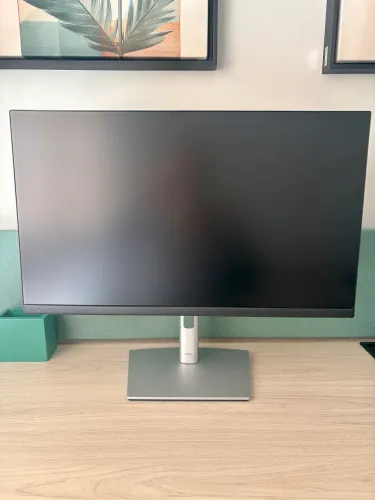 Monitor Dell 24 pol. com câmera integrada!