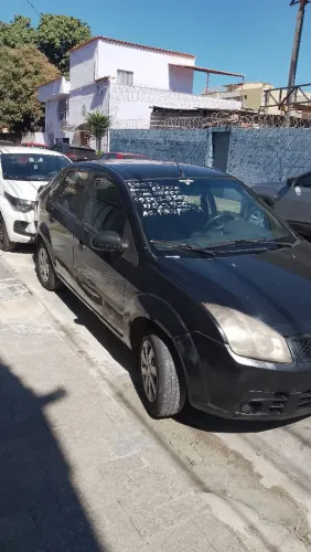 FORD FIESTA SEDAN. 1.0 ANO 2009