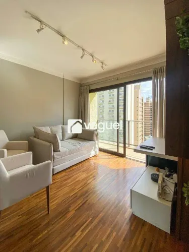 Apartamento mobiliado de 57m² com 1 suíte para alugar no bairro Cambuí, Campinas/SP.
