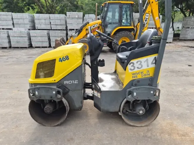 ROLO COMPACTADOR WACKER NEUSON RD12 - 2019