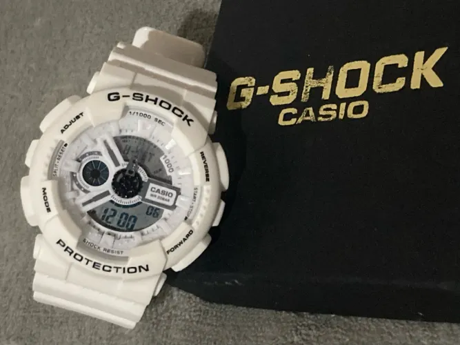 Vendo Casio G-Shock GA-110 branco sem usar