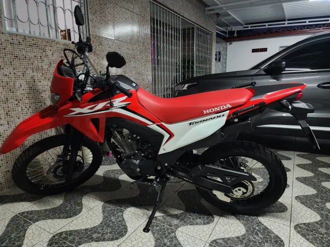 XR Tornado 300cc Estado de zero