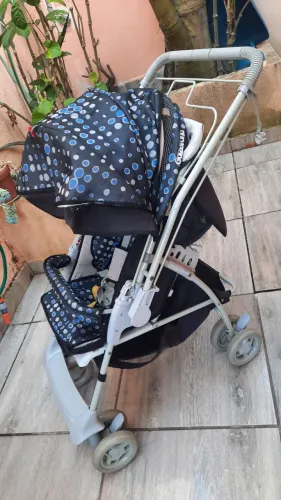 Carrinho de bebe gazzerano