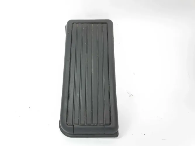 Descanso De Pé Chevrolet Tracker 01 02 03 04 05 06 07 08 09