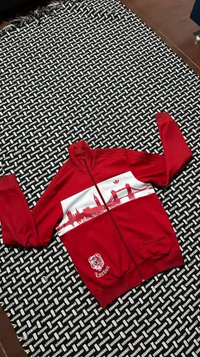 Adidas importada de fora do Brasil original 