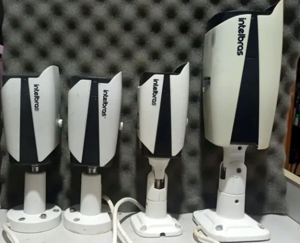Camera iP intelbras (NÃO É WI FI)