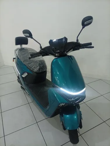 Scooter elétrica (PANDA)