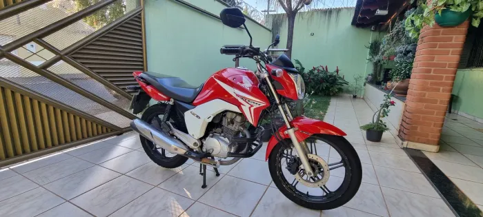 HONDA/CG TITAN EX VERMELHA - ANO 2014/2015