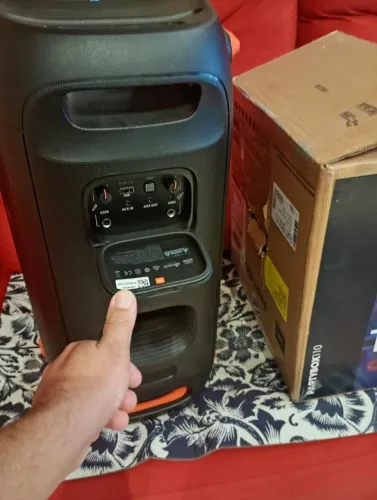 JBL party box 110