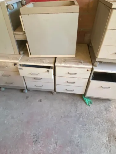 Gaveteiro três gavetas
