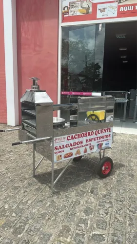 Carro de churrasco e outras funções
