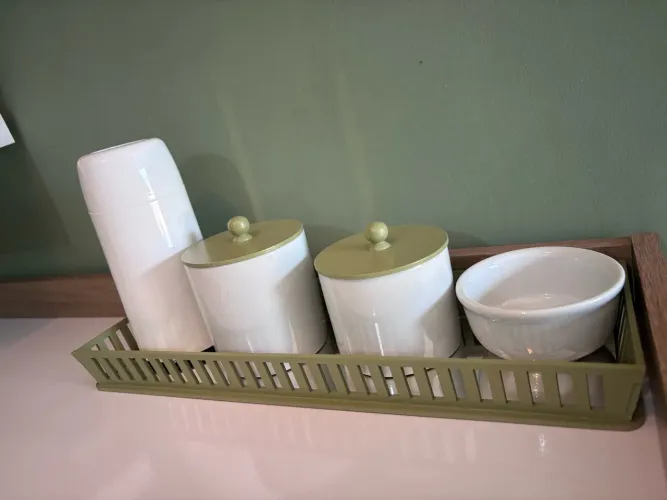 Kit Higiene Bebê Cerâmica + Garrafa Térmica (Novo / Sem Uso) - Porto Velho