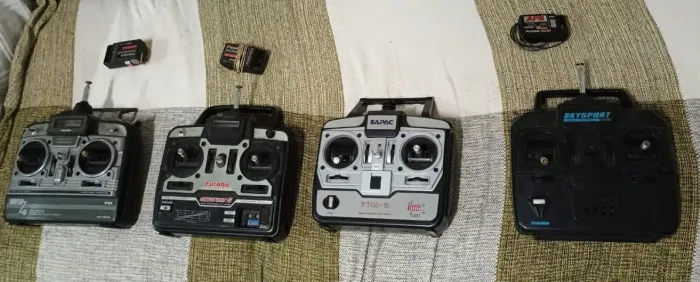 Rádio Aeromodelo (com receptor)
