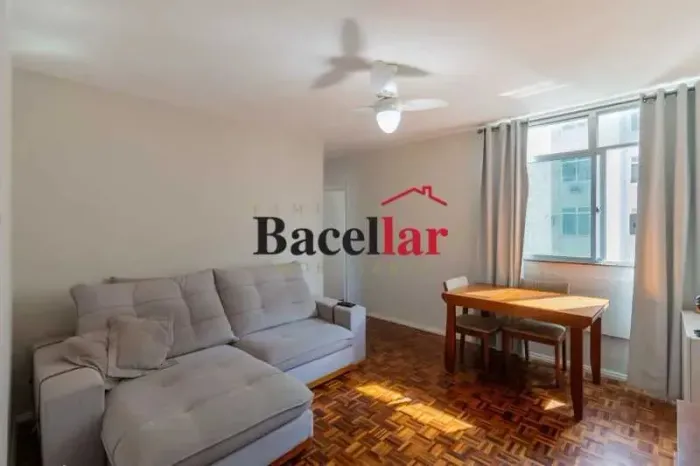 Apartamento : Padrão / Residencial / Vila Isabel