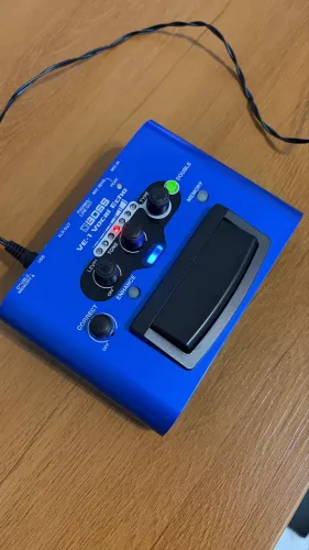 Pedaleira Boss Ve-1 Vocal Echo Processador De Efeitos (Usado)
