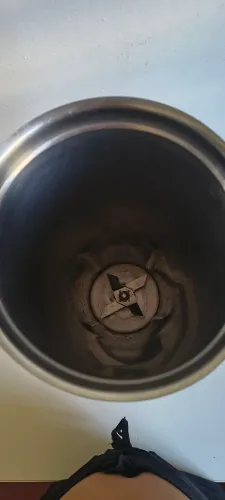 Vendo 2 copos de liquidificador industrial