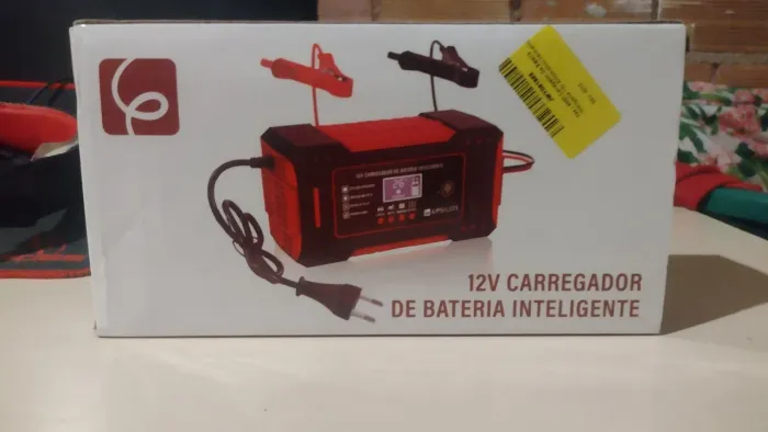 Carregador de bateria 12v novo