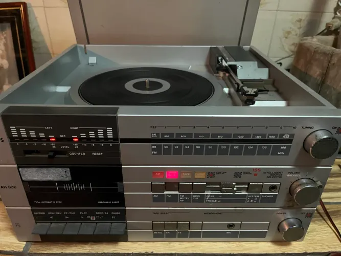 sistema de som estéreo Philips modelo AH 936