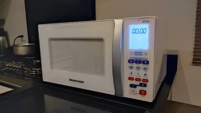 Microondas Brastemp com grill 30 litros