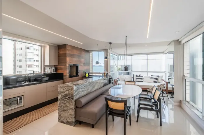 Apartamento para aluguel tem 130 metros quadrados com 3 quartos
