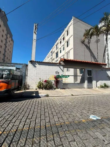 Apartamento com 2 dormitórios para alugar, 54 m² por R$ 2.063,00/mês - Vila Augusta - Guar