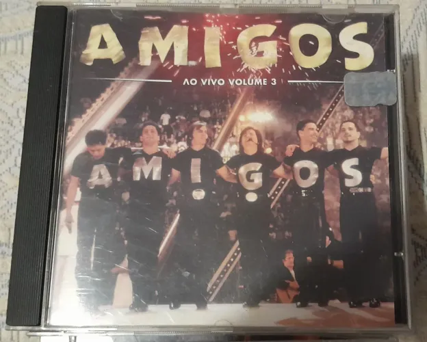 Amigos ao vivo volume 3